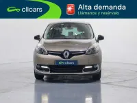 Usado Renault Scénic Bose Edition 132 CV (97 kW) 2015 Marrón Monovolumen