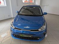 Usado Kia Rio 84 CV (61 kW) 2022 Azul Berlina