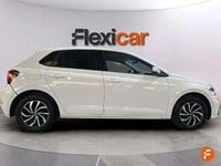 Usado Toyota Yaris Hybrid Active 100 CV (73 kW) 2020 Blanco Utilitario