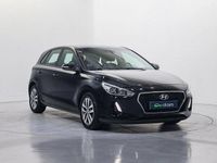 Usado Hyundai i30 120 CV (88 kW) 2017 Negro Berlina