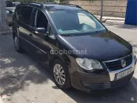 Usado VW Touran Highline 140 CV (102 kW) 2007 Negro Monovolumen