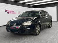 Usado VW Jetta Advance 140 CV (102 kW) 2007 Negro Berlina