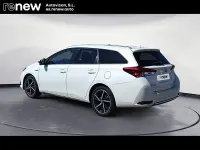 Usado Toyota Auris Touring Sports Business Edition 136 CV (100 kW) 2018 Blanco Familiar