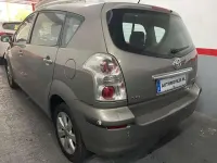Usado Toyota Corolla Verso Sol 136 CV (100 kW) 2008 Gris Monovolumen