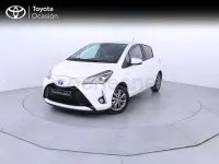 Usado Toyota Yaris Hybrid Active 100 CV (73 kW) 2019 Blanco Berlina
