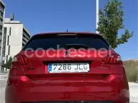 Usado Peugeot 308 GT-line 150 CV (110 kW) 2016 Rojo Berlina