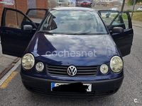 Usado VW Polo Conceptline 65 CV (47 kW) 2002 Azul Berlina