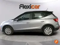 Usado Seat Arona Style 110 CV (80 kW) 2022 Gris SUV