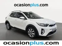 Usado Kia Stonic 101 CV (74 kW) 2024 Blanco SUV