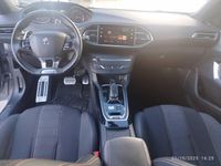 Usado Peugeot 308 GT-line 130 CV (95 kW) 2019 Gris / plata Berlina