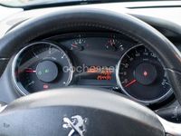 Usado Peugeot 5008 Style 115 HP (84 kW) 2014 Branco Monovolume