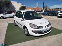 Usado Renault Scénic III Dynamique 130 CV (95 kW) 2010 Blanco Monovolumen