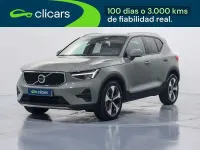 Usado Volvo XC40 Core 129 CV (94 kW) 2023 Verde SUV