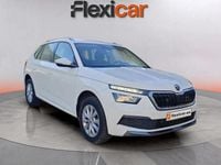 Usado Skoda Kamiq Ambition 110 CV (80 kW) 2021 Blanco SUV