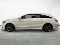 Usado Mercedes CLA180 122 CV (89 kW) 2015 Blanco Coupe