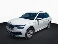 Usado Skoda Kamiq Ambition 110 CV (80 kW) 2022 Blanco SUV