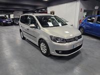 Usado VW Touran Advance 105 CV (77 kW) 2014 Gris / plata Monovolumen