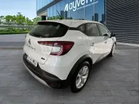 Usado Renault Captur Evolution 145 CV (106 kW) 2023 Blanco SUV