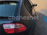 Usado Seat Leon Reference 105 CV (77 kW) 2007 Negro Utilitario