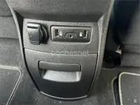 Usado Renault Scenic E-Tech Zen 110 CV (80 kW) 2018 Gris / plata Monovolumen