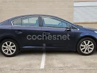 Usado Toyota Avensis Advance 150 CV (110 kW) 2012 Negro Berlina