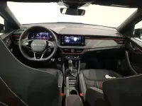 Usado Skoda Kamiq Monte Carlo 116 CV (85 kW) 2026 Plateado SUV