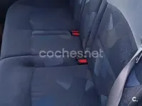 Usado Renault Clio 60 CV (44 kW) 2000 Gris / plata Berlina