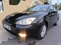 Używany Ford Focus Ghia 100 KM (73 kW) 2004 Czarny Sedan/Limuzyna