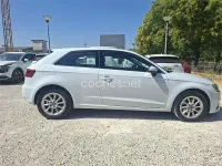 Usado Audi A3 Attraction 110 CV (80 kW) 2015 Blanco Berlina