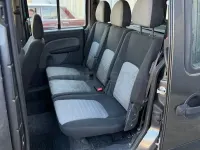 Usado Fiat Doblò 105 CV (77 kW) 2009 Gris / plata Monovolumen