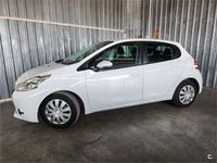 Usado Peugeot 208 Active 68 CV (50 kW) 2013 Blanco Utilitario