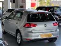 Usado VW Golf VII Advance 150 CV (110 kW) 2014 Gris / plata Berlina
