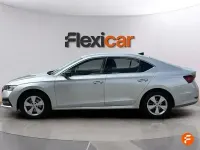 Usado Skoda Octavia Ambition 115 CV (84 kW) 2022 Gris Berlina