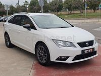 Usado Seat Leon Style 110 CV (80 kW) 2016 Blanco Familiar