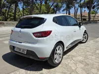 Usado Renault Clio IV LIMITED 75 CV (55 kW) 2015 Blanco Berlina