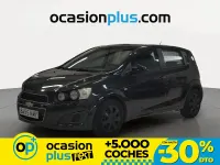 Usado Chevrolet Aveo LT 86 CV (63 kW) 2012 Negro Utilitario
