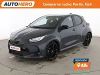 Käytetty Toyota Yaris Hybrid Plus 131 HP (96 kW) 2026 Harmaa Viistoperä