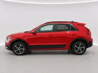 Usado Kia Niro 141 CV (103 kW) 2022 Rojo SUV