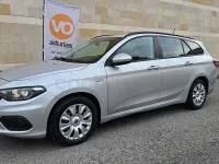 Usado Fiat Tipo Mirror 120 CV (88 kW) 2020 Gris / plata Familiar