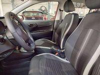 Usado Hyundai i10 79 CV (58 kW) 2024 Rojo Utilitario