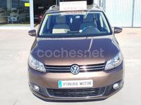 Usado VW Touran Advance 140 CV (102 kW) 2013 Marrón Monovolumen