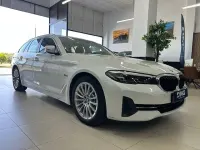 Usado BMW 530e 292 CV (214 kW) 2021 Blanco Familiar