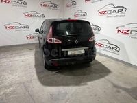 Usado Renault Scénic III Bose Edition 130 CV (95 kW) 2010 Beige Monovolumen
