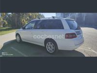 Usado Fiat Stilo Active 100 CV (73 kW) 2005 Blanco Familiar