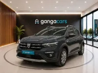 Usado Dacia Sandero Essentiel 91 CV (66 kW) 2022 Gris Utilitario