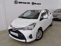 Usado Toyota Yaris City 90 CV (66 kW) 2015 Blanco Utilitario