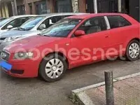Usado Audi A3 Ambiente 102 CV (75 kW) 2005 Rojo Utilitario