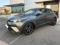 Usado Toyota C-HR Advance 122 CV (89 kW) 2017 Gris / plata SUV