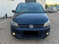 Usado VW Touran Advance 140 CV (102 kW) 2014 Azul Monovolumen