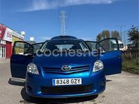 Usado Toyota Auris Luna 90 CV (66 kW) 2010 Azul Utilitario